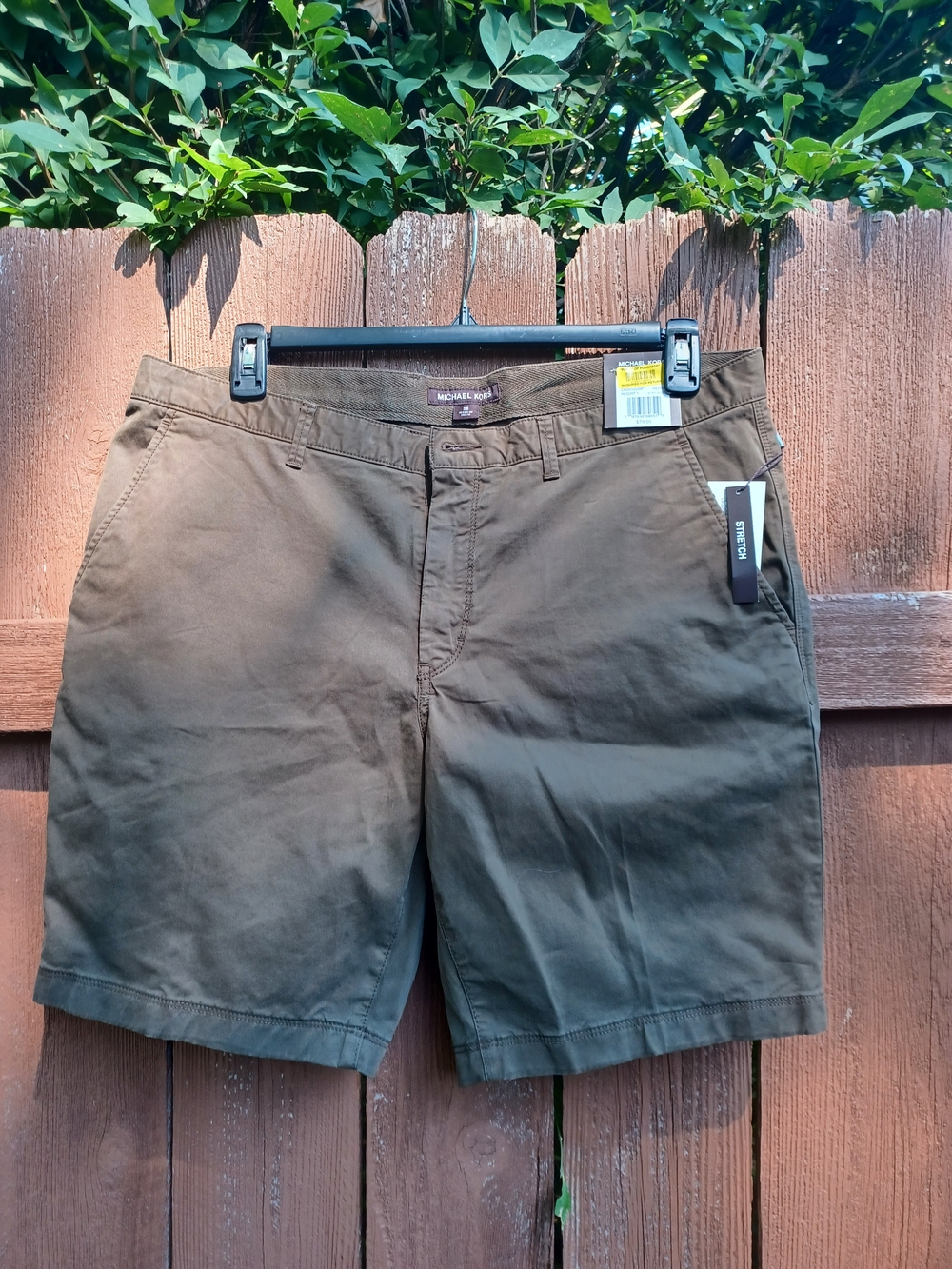 Michael Kors Men's Olive Brown Flat-Front Shorts